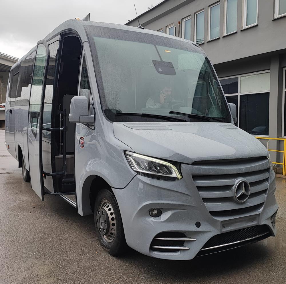 Mercedes PERSEO Telaio MERCEDES Sprinter 7,79mt. Gran Turismo Luxury 7790mm. Diesel