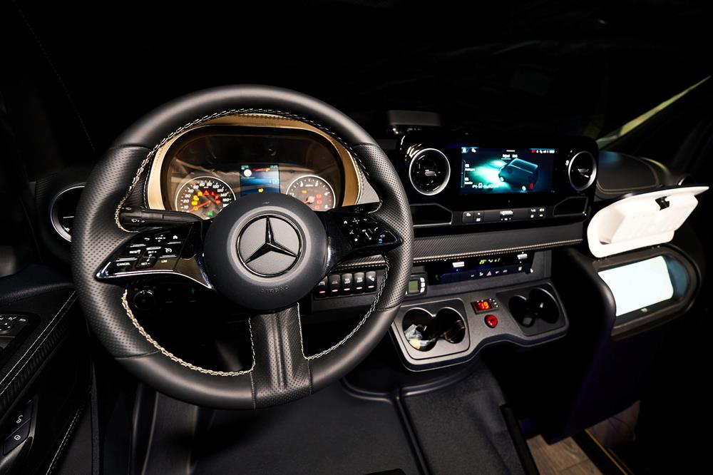 Mercedes PERSEO Furgone MERCEDES Sprinter Gran Turismo Luxury 7760mm. Diesel