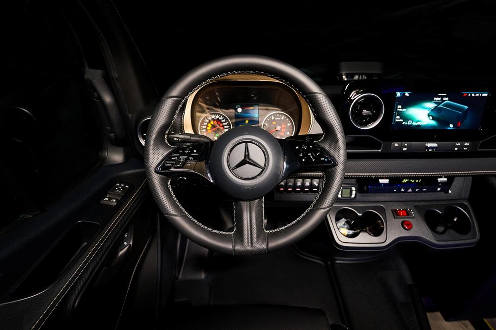 Mercedes PERSEO Furgone MERCEDES Sprinter Gran Turismo Luxury 7760mm. Diesel